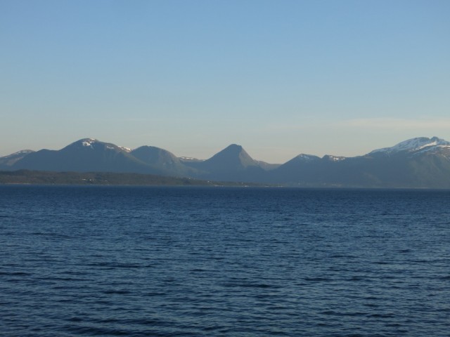 Hurtigruten_2015-06-27_21-42